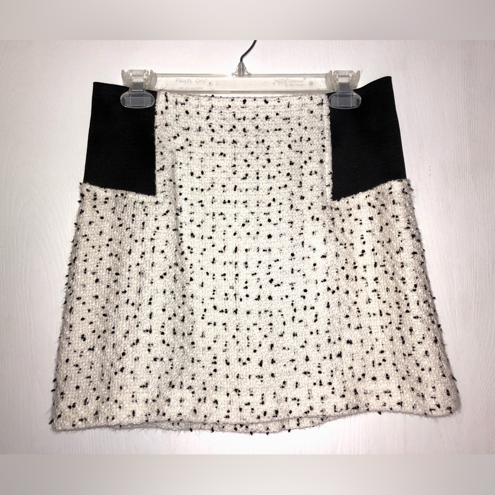 Boucle Skirt